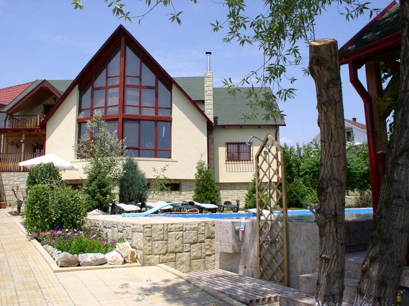 Casa din lemn Branesti I