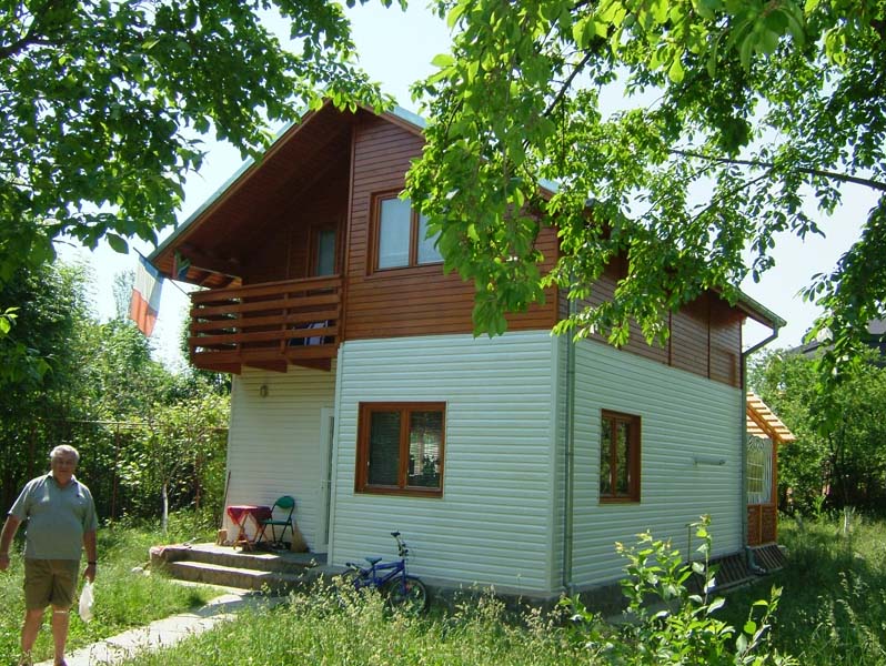 Casa din lemn Cornu II
